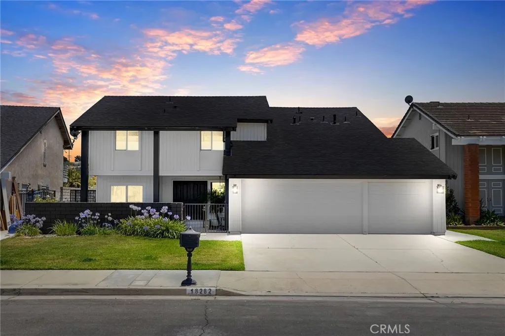 Huntington Beach, California 92648, United States, 4 Bedrooms Bedrooms, ,3 BathroomsBathrooms,Residential,Active,210737