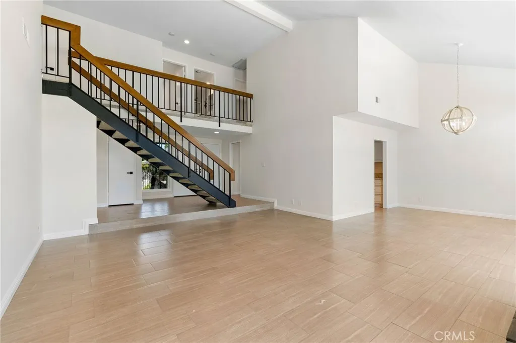 Huntington Beach, California 92648, United States, 4 Bedrooms Bedrooms, ,3 BathroomsBathrooms,Residential,Active,210737