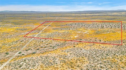 Photo of 49019133 3431 Powerline Road, Kramer Junction, CA 93516 (MLS # HD25224235)