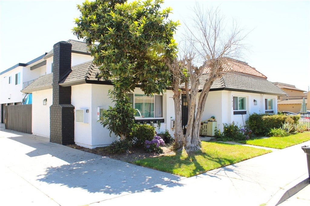 17412 Dairyview Circle