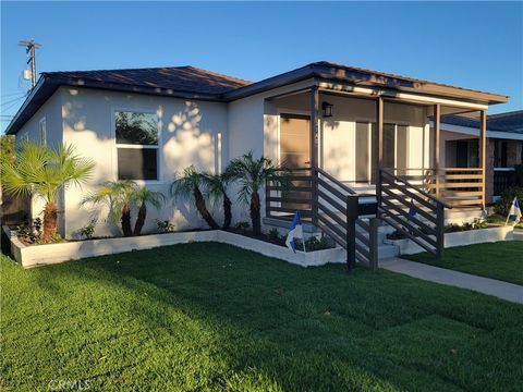 Photo of 3140 Golden Ave, Long Beach, CA 90806 (MLS # SB26047742)