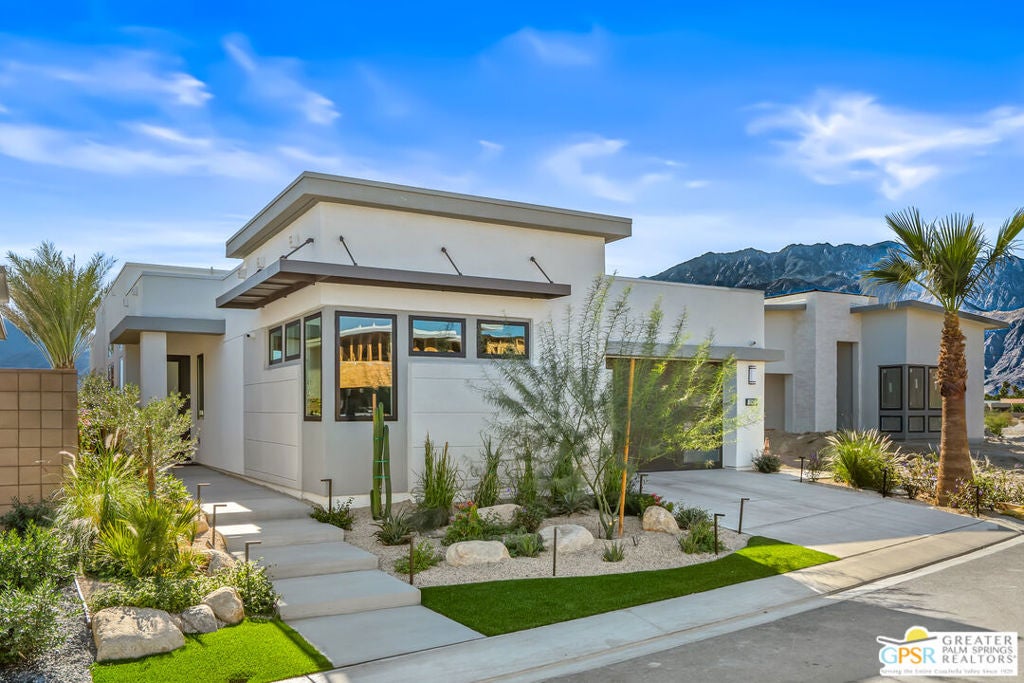 1397 Celadon Street