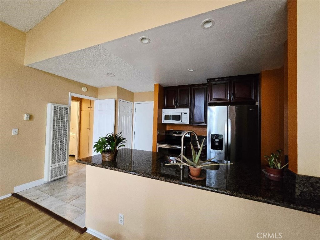 832 Coriander Drive E