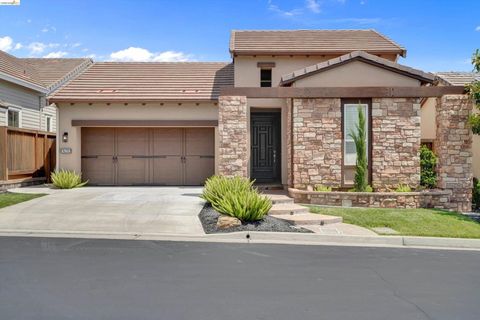 Photo of 1765 Latour Ave Ave, Brentwood, CA 94513 (MLS # 41133834)