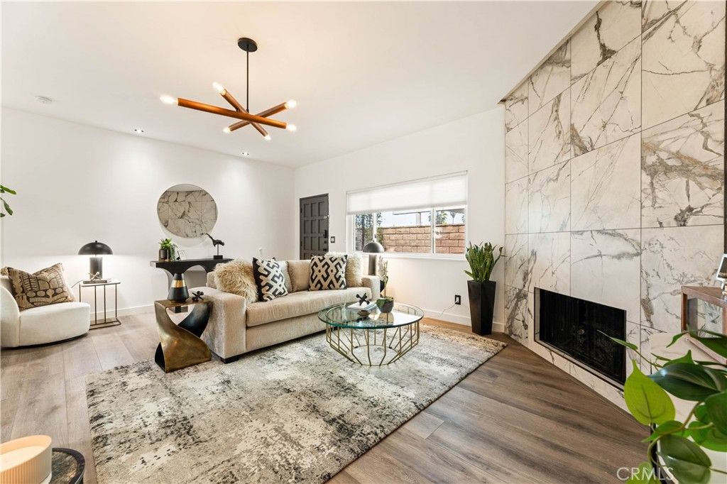 Photo of 1337 18th Street #6, Santa Monica, CA 90404 (MLS # SB26006989)