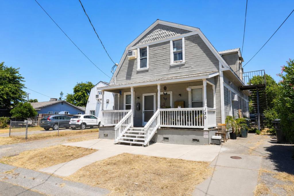 130 Grape Street