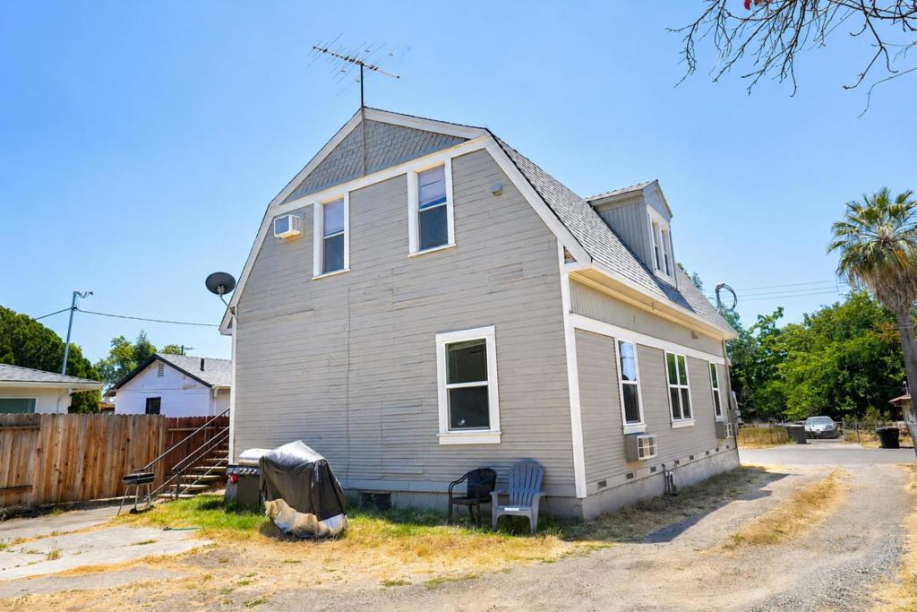 130 Grape Street