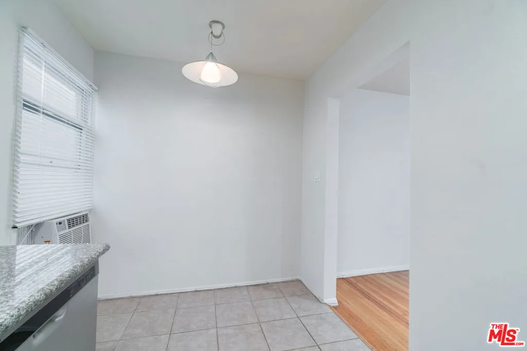 Los Angeles, California 90025, United States, ,1 BathroomBathrooms,Residential,Active,151763