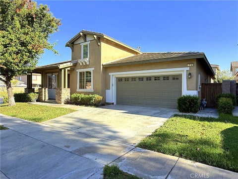 Photo of 3100 Mill Ridge DR, Hemet, CA 92545 (MLS # CV26203390)