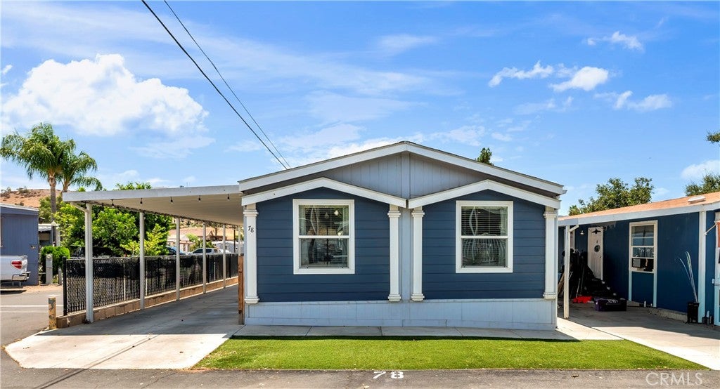 300 N Ellis 78