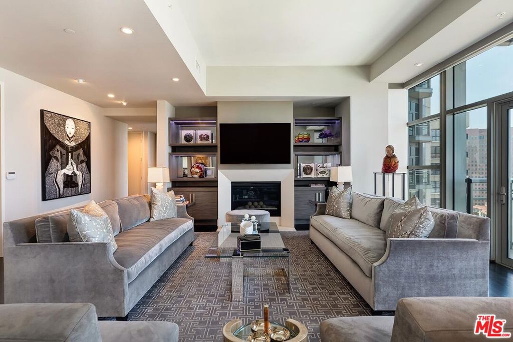 10776 Wilshire Boulevard 1601