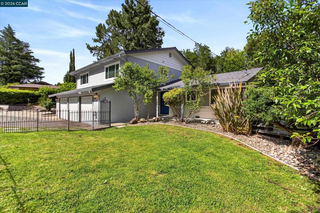 2083 Donald Dr