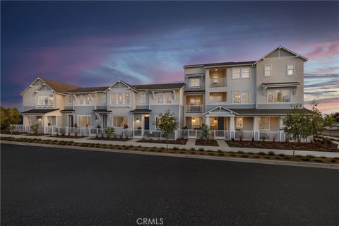 Photo of 2392 Haley Point Drive #103, Ventura, CA 93003 (MLS # SR25220674) Photo of 2392 Haley Point Drive #103, Ventura, CA 93003 (MLS # SR25220674)