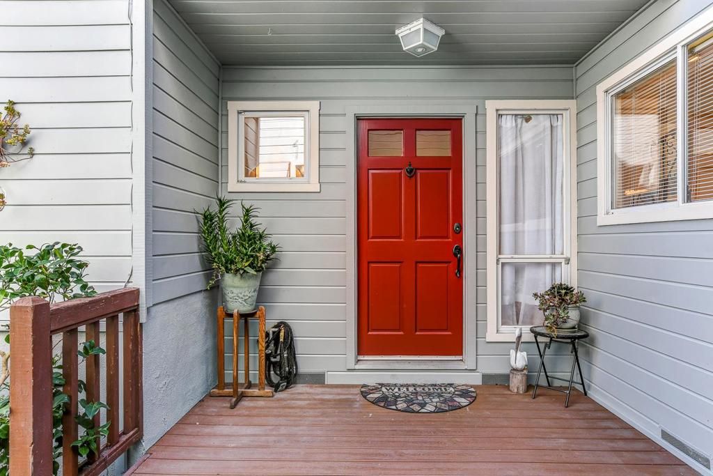 listing image 130722369429040297968