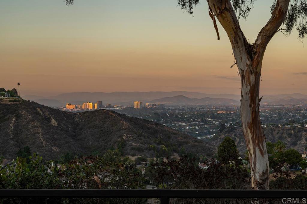 5877 Soledad Mountain Road