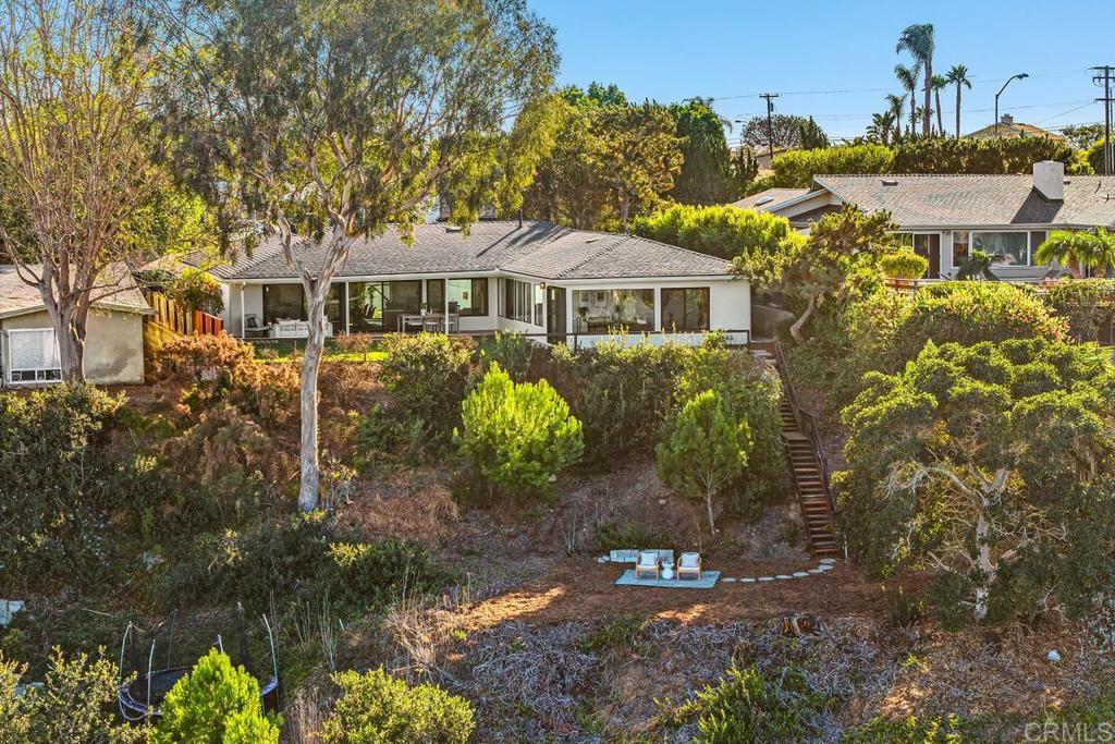 5877 Soledad Mountain Road