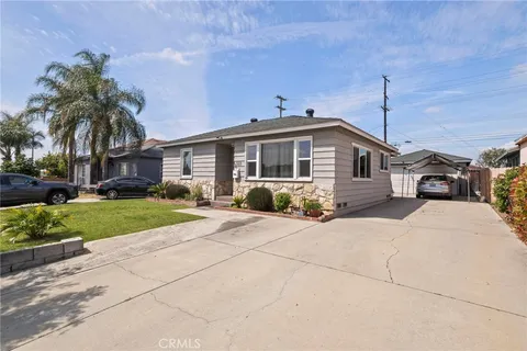 333 N Vernon Ave, Azusa, CA 91702 - MLS#: CV26079133