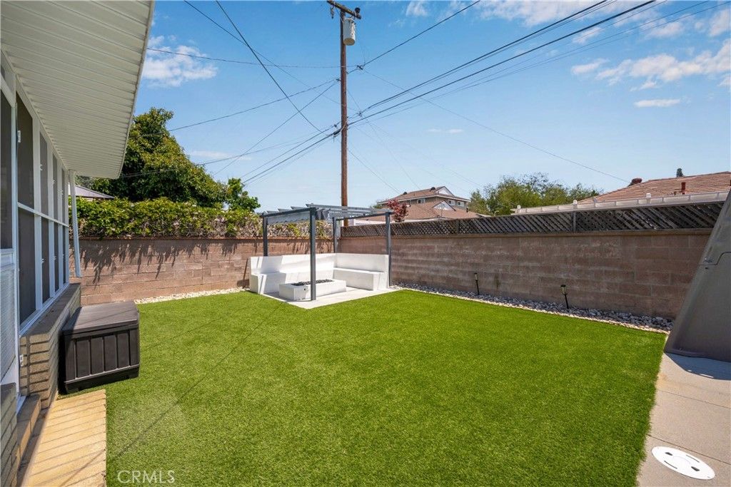 listing image 130720878283484679756