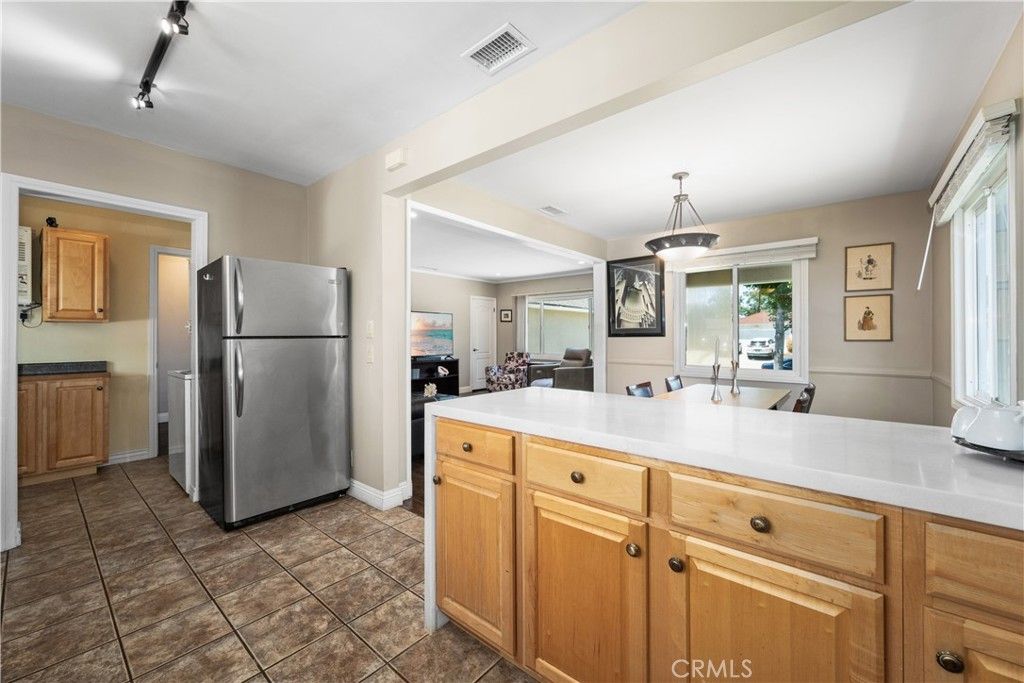 listing image 130728016316043426042