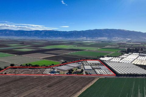 26000 Encinal Salinas CA 93908