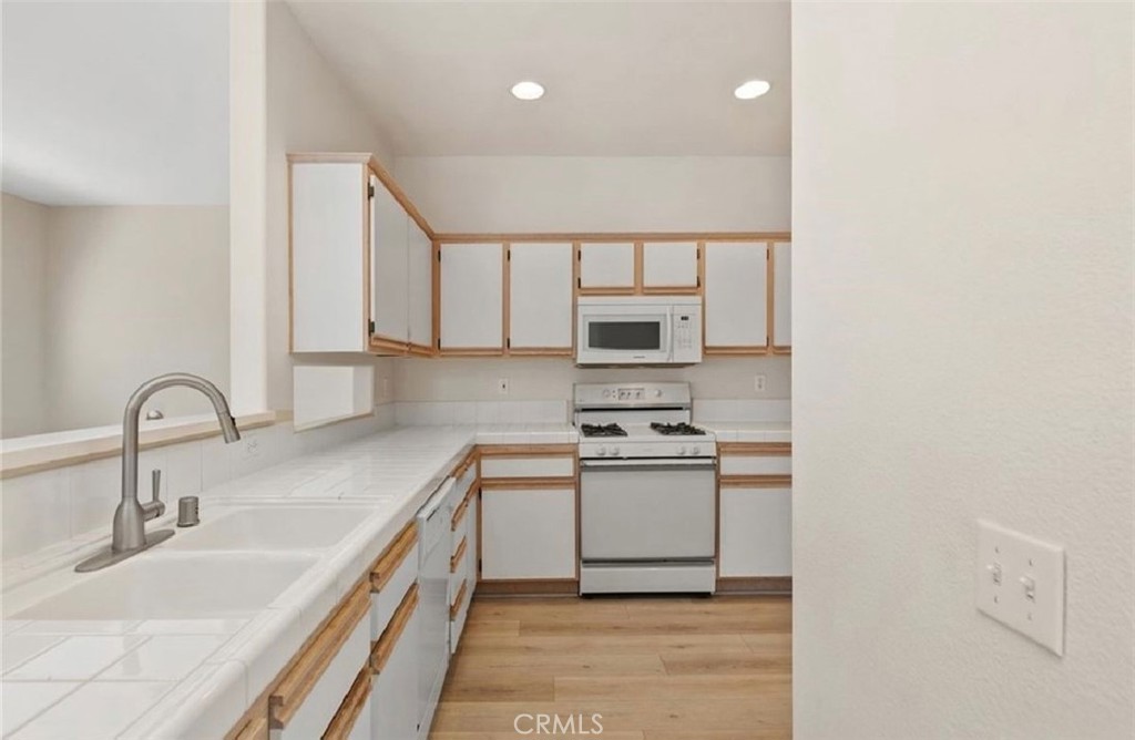 Viewpointe North (VPNR) - Residential