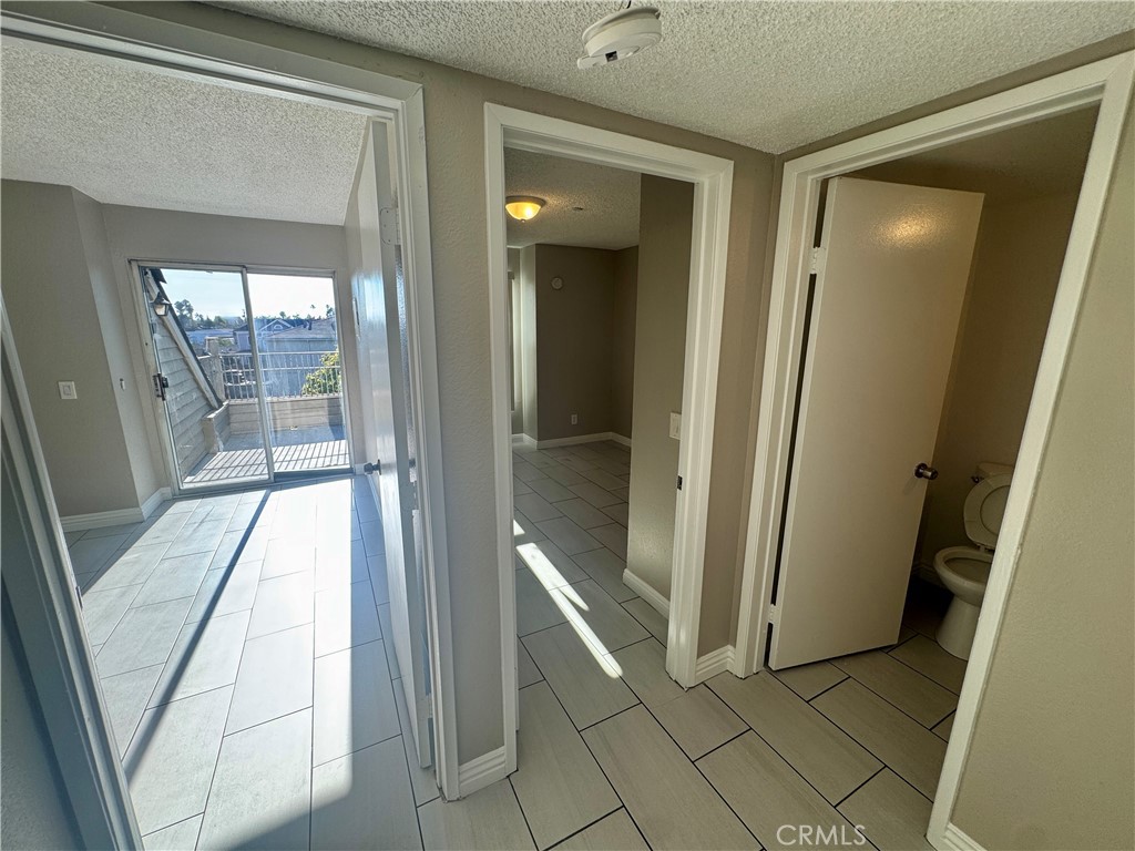 Chestnut Square (CHSQ) - Residential Lease