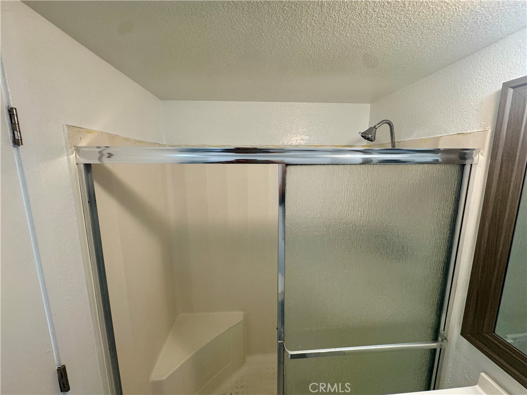 Chestnut Square (CHSQ) - Residential Lease