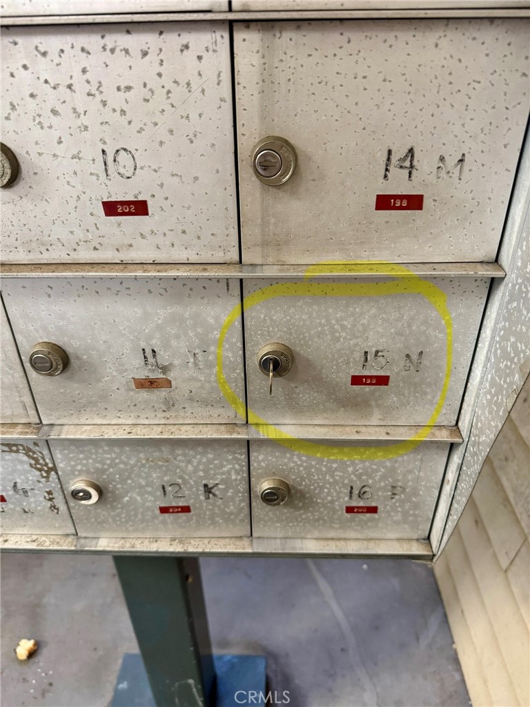 Chestnut Square (CHSQ) - Residential Lease