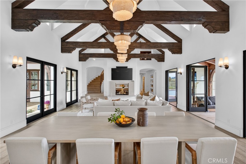 18 Mission Ridge Road