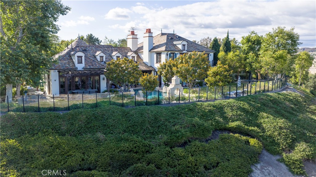 18 Mission Ridge Road