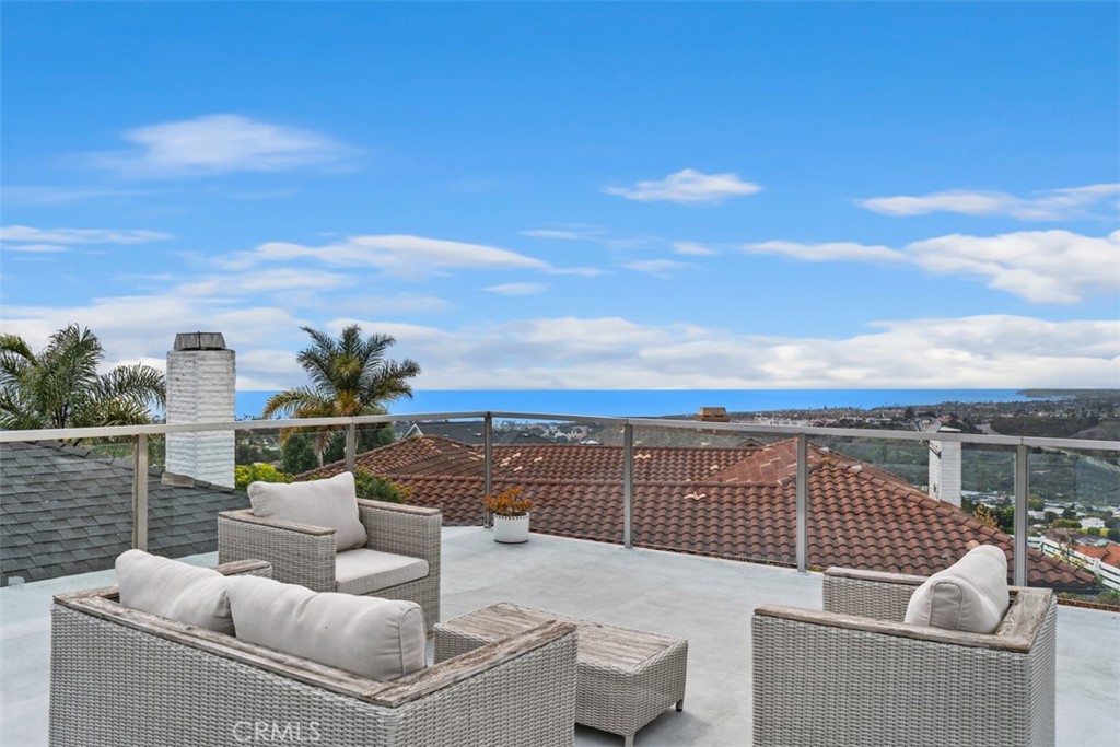 924 Avenida Presidio