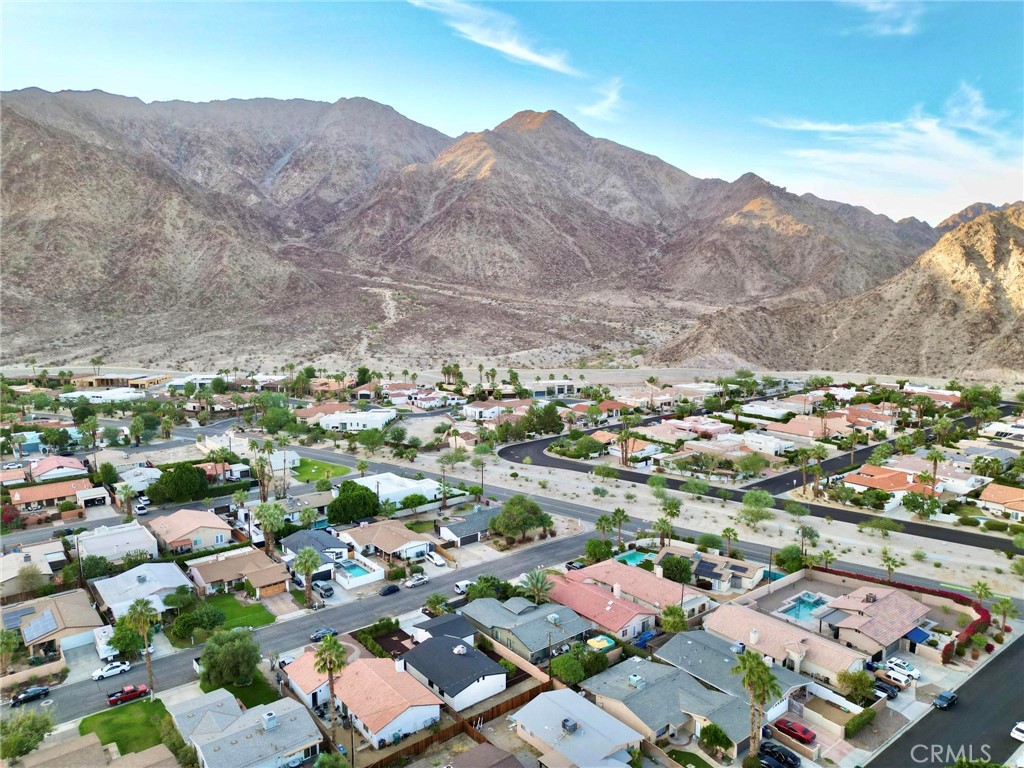 La Quinta Cove* - Residential