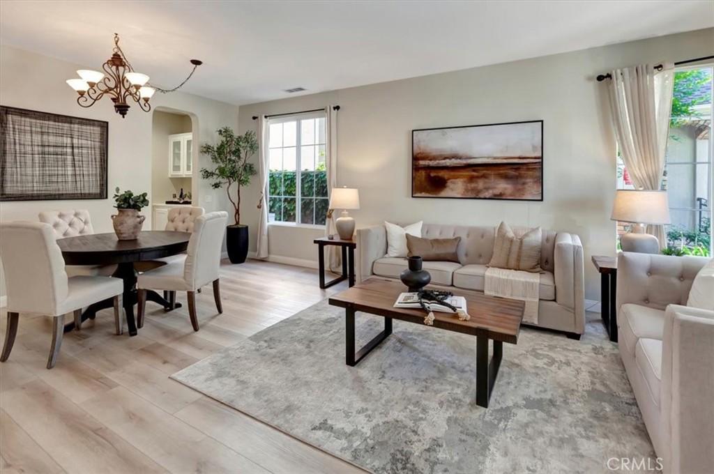 19 Laurelhurst Drive