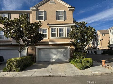 Photo of 23415 Shorebreak Ln #58, Valencia, CA 91355 (MLS # BB26053760)