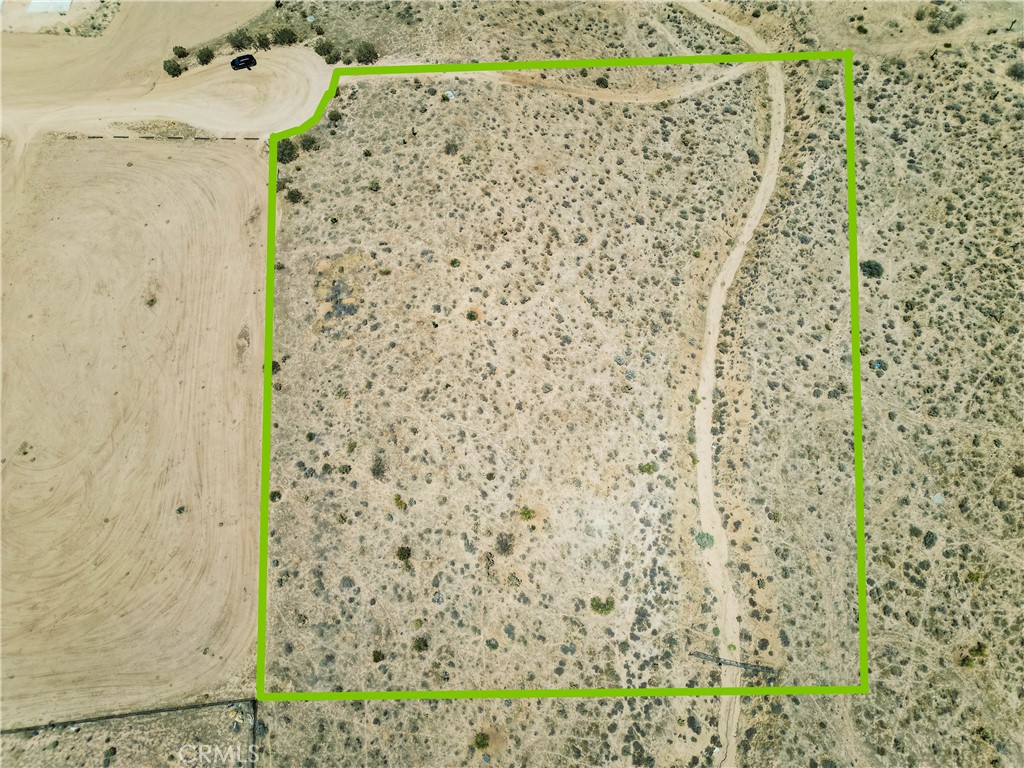 Located in the scenic hills of Apple Valley, this prime parcel is zoned RL (Rural Living) under San Bernardino County guidelines—perfect for those seeking space, privacy, and flexibility. Ideal for building a single-family home, the zoning allows for low-density residential use with room for incidental agriculture or other rural lifestyle options.
Enjoy sweeping views, a peaceful setting, and easy access to nearby roads and amenities. All utilities are conveniently located at the street, making it ready for development.
A rare opportunity to create your dream home or invest in a growing area—don’t miss out!