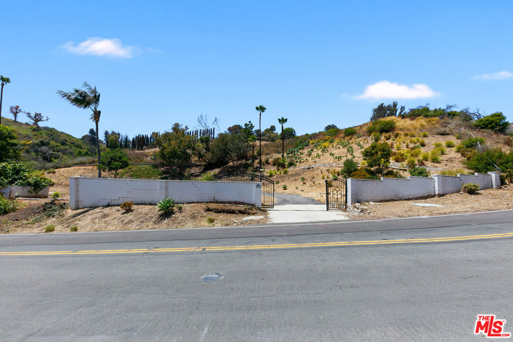 3821 Carbon Canyon Road