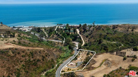 Photo of 3821 Carbon Canyon Road, Malibu, CA 90265 (MLS # 26850365)