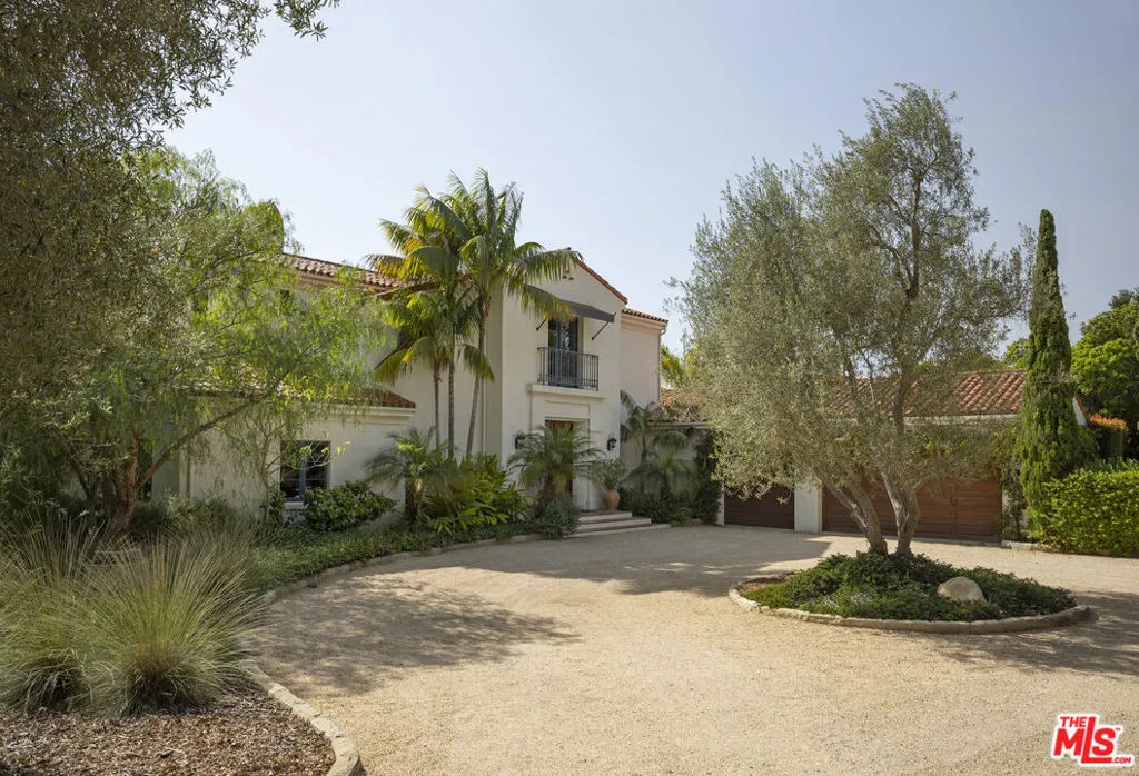 Santa Barbara, California 93110, United States, 4 Bedrooms Bedrooms, ,4 BathroomsBathrooms,Residential,Active,94303