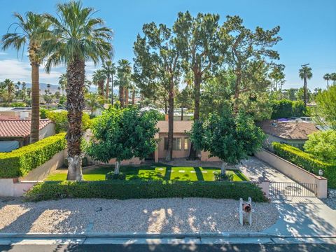 Photo of 730 N Calle Marcus, Palm Springs, CA 92262 (MLS # 219147842PS)