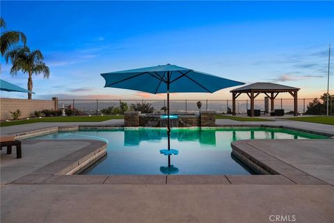 28929 Davis Highland CA 92346