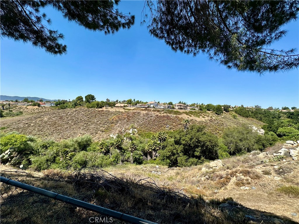 38171 Via La Colina