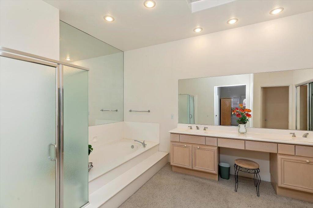 Rancho Mirage C.C. - Residential