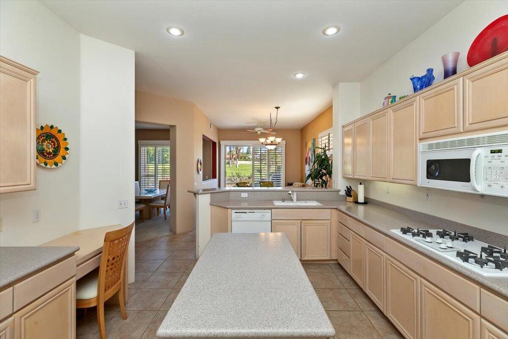 Rancho Mirage C.C. - Residential