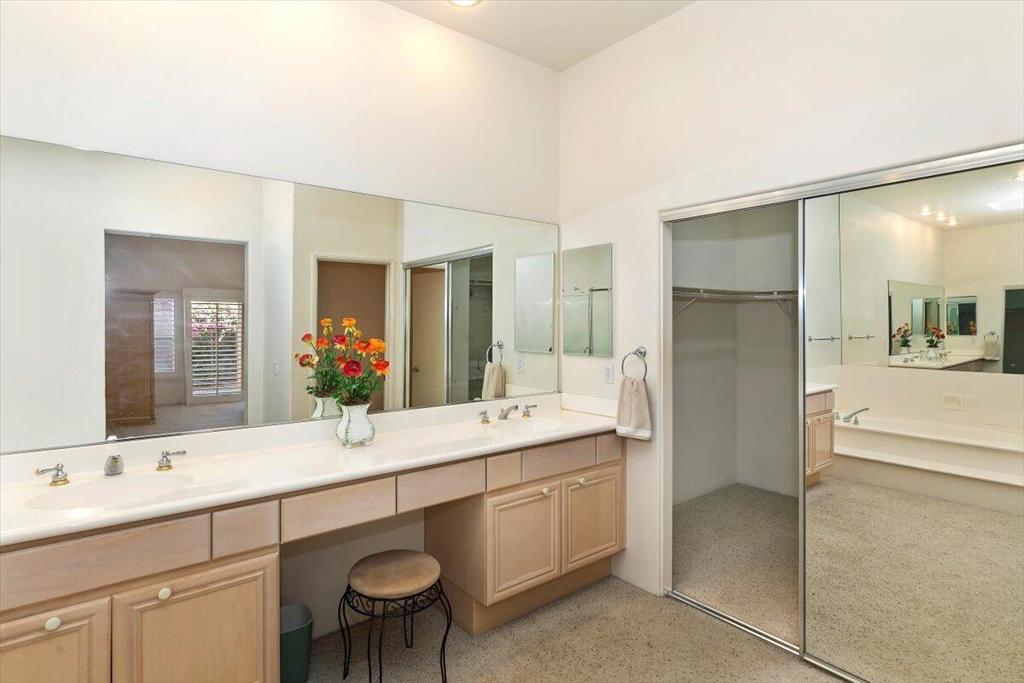 Rancho Mirage C.C. - Residential