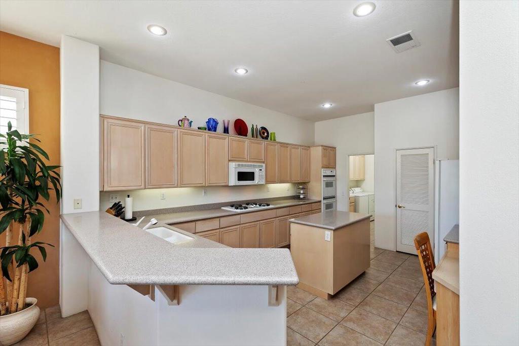 Rancho Mirage C.C. - Residential