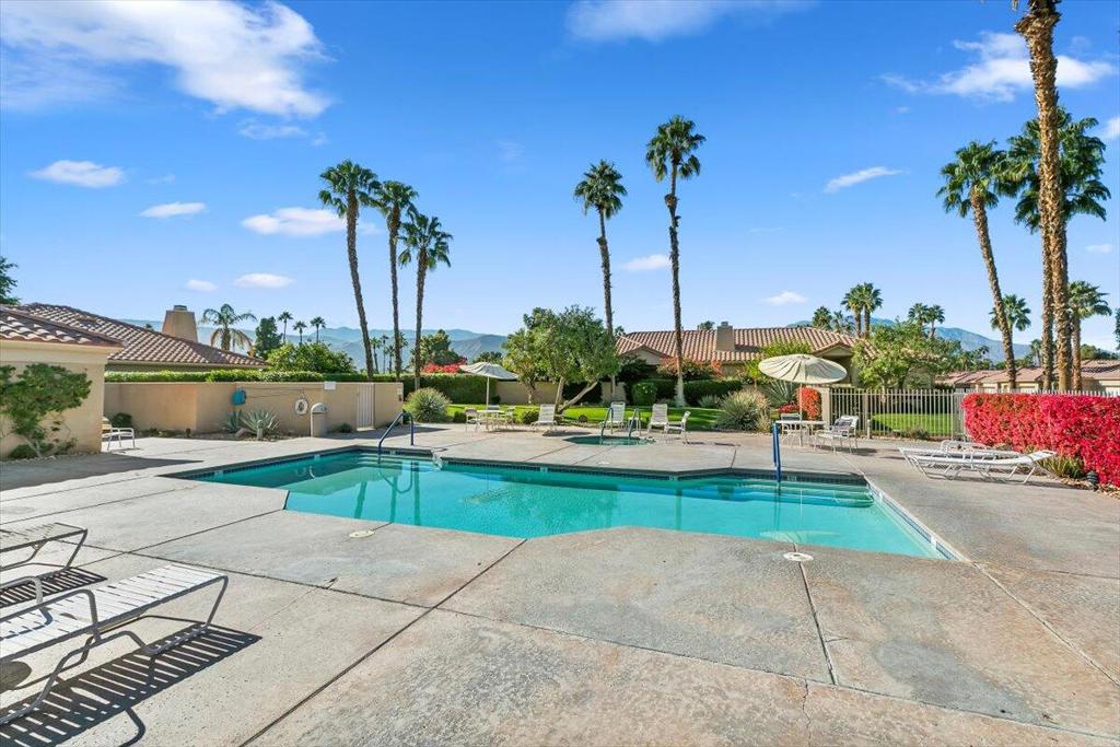 Rancho Mirage C.C. - Residential