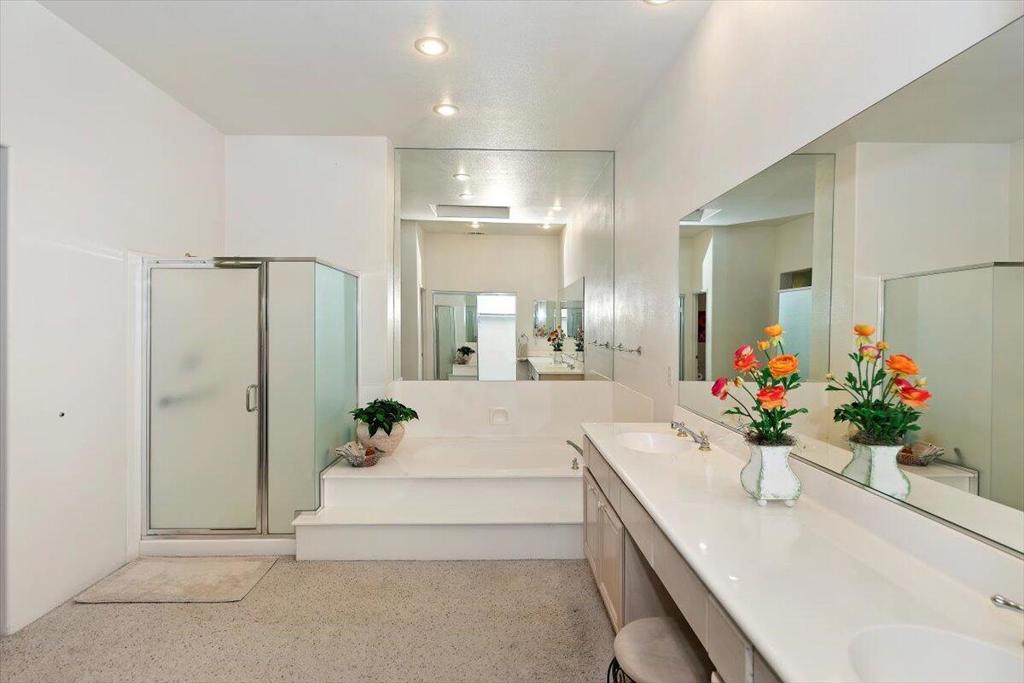 Rancho Mirage C.C. - Residential