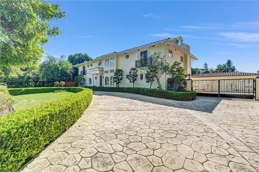 2290 Lombardy