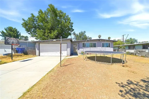 MLS: CV26149129