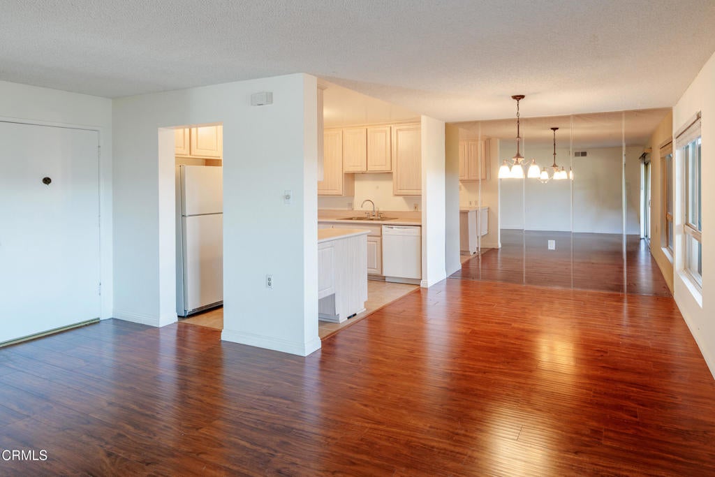 324 Chestnut Hill Court 14